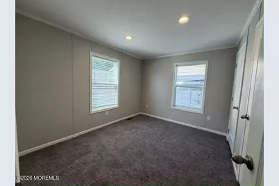 11 Robin Road, Hazlet Township, NJ 07734 - Photo 5