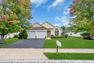 445 Monticello Lane, Lakewood, NJ 08701 - Photo 3