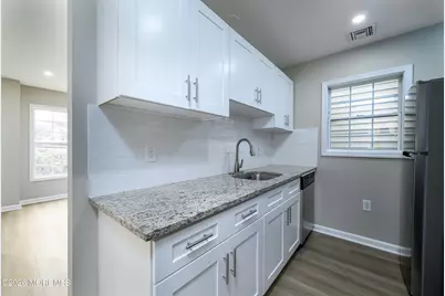 114 Watson Avenue #2, Newark, NJ 07112 - Photo 11