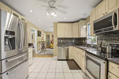 21 Fairway Drive, Toms River Township, NJ 08753 - Photo 15