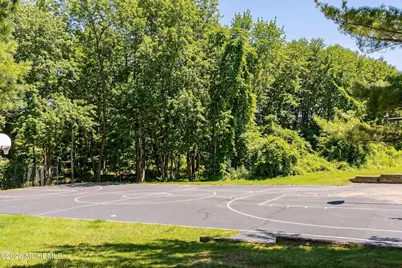 565 Clubhouse Drive, Middletown, NJ 07748 - Photo 25
