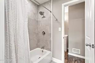 565 Clubhouse Dr, Middletown, NJ 07748 - Photo 15