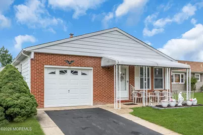 39 Innsbruck Drive, Toms River Township, NJ 08757 - Photo 3