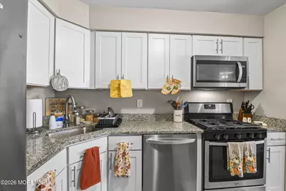 8 Deptford Court #7, Freehold, NJ 07728 - Photo 9