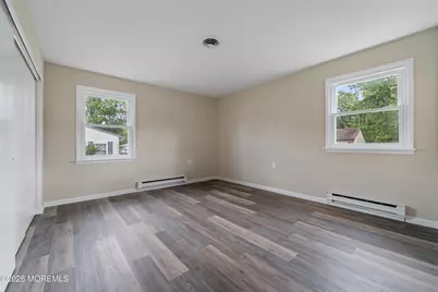 18 N Chestnut Avenue, Whiting, NJ 08759 - Photo 21
