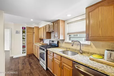 9 Briarcliff Place, Port Monmouth, NJ 07758 - Photo 15