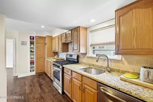 9 Briarcliff Pl, Port Monmouth, NJ 07758 - Photo 15
