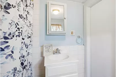 9 Briarcliff Place, Port Monmouth, NJ 07758 - Photo 19