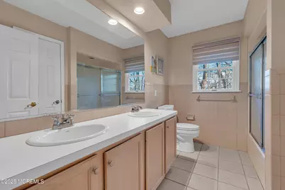 21 Old Queens Court, Eatontown, NJ 07724 - Photo 27