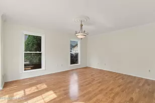 8 Lindner Ln, Howell Township, NJ 07731 - Photo 5