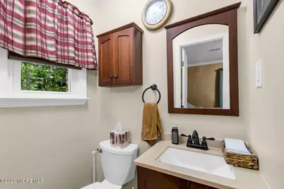402 Silver Court, Hamilton Square, NJ 08690 - Photo 17