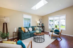 16 Pinetree Ln, Manalapan Township, NJ 07726 - Photo 5