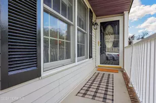 16 Pinetree Ln, Manalapan Township, NJ 07726 - Photo 3