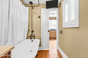 542 Clinton Ave, Belford, NJ 07718 - Photo 15