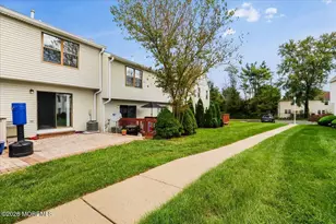 68 English Club Dr, Englishtown, NJ 07726 - Photo 27