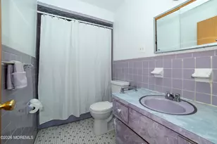 331 Sherwood Dr, Aberdeen Township, NJ 07735 - Photo 17