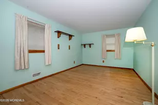331 Sherwood Dr, Aberdeen Township, NJ 07735 - Photo 21