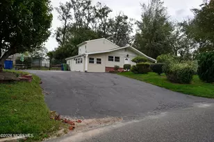 608 Wayside Rd, Neptune Township, NJ 07753 - Photo 5