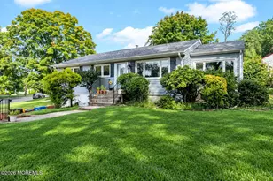 709 Park Ave, Middletown, NJ 07748 - Photo 1