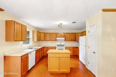 1817 3rd Avenue, Toms River Township, NJ 08757 - Photo 7