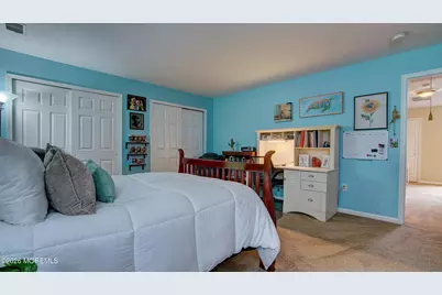 194 Shinnecock Drive, Manalapan Township, NJ 07726 - Photo 33