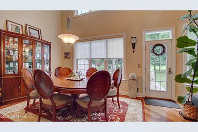 194 Shinnecock Drive, Manalapan Township, NJ 07726 - Photo 15