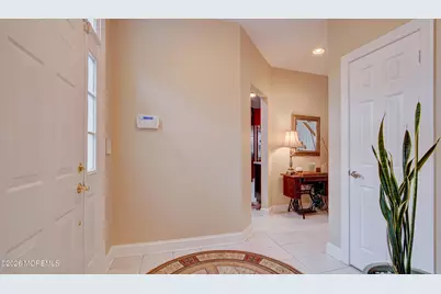 194 Shinnecock Drive, Manalapan Township, NJ 07726 - Photo 5