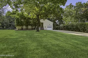 25 Woodbrook Dr, Matawan, NJ 07747 - Photo 3