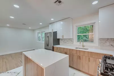 25 Woodbrook Drive, Matawan, NJ 07747 - Photo 11