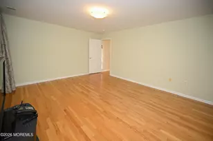 215 Shinnecock Dr, Manalapan Township, NJ 07726 - Photo 25