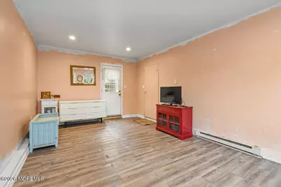 83 Walnut Ave Avenue, Red Bank, NJ 07701 - Photo 27
