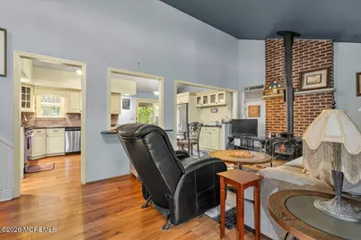 83 Walnut Ave Avenue, Red Bank, NJ 07701 - Photo 5