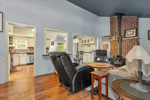 83 Walnut Ave Ave, Red Bank, NJ 07701 - Photo 5