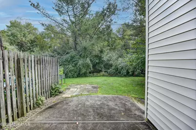 76 Harbor Circle, Freehold, NJ 07728 - Photo 29