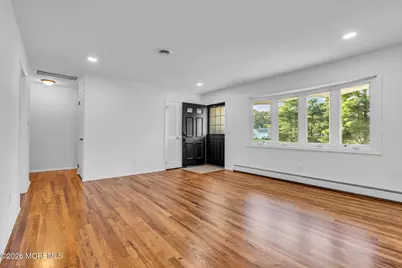 36 Cambridge Court, Toms River Township, NJ 08757 - Photo 11