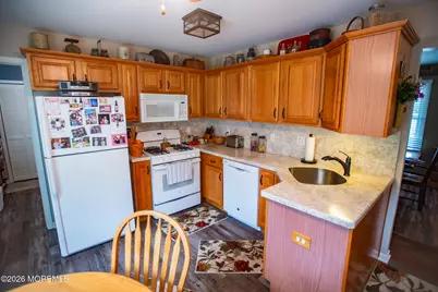 107 Eric Court, Toms River Township, NJ 08753 - Photo 19