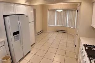 98 Murray Hill Terrace, Marlboro Township, NJ 07746 - Photo 7