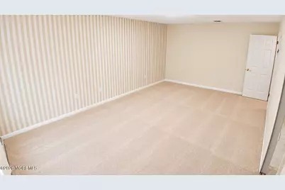 98 Murray Hill Terrace, Marlboro Township, NJ 07746 - Photo 13