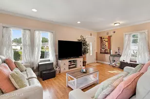1603 W Maplewood Rd, Wall Township, NJ 07719 - Photo 11