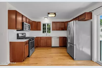 4 Wood Avenue, Port Monmouth, NJ 07758 - Photo 11