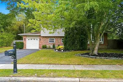 45 Oak Terrace, Howell Township, NJ 07731 - Photo 3