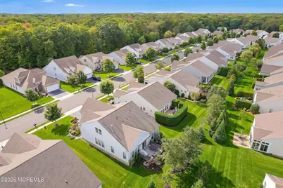 21 W Campania Lane, Farmingdale, NJ 07727 - Photo 63