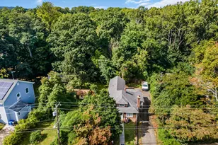 148 Chapel Hill Rd, Red Bank, NJ 07701 - Photo 35