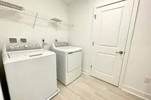 113 Woolley Ct, Oakhurst, NJ 07755 - Photo 9