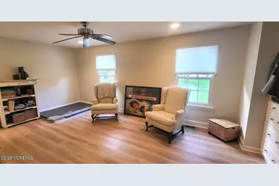32 Redwood Drive, Eatontown, NJ 07724 - Photo 17