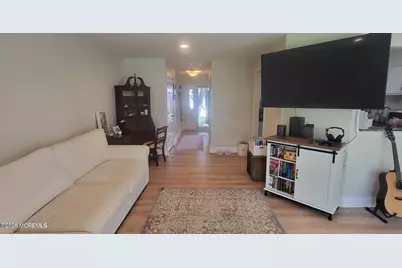 32 Redwood Drive, Eatontown, NJ 07724 - Photo 5