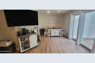 32 Redwood Drive, Eatontown, NJ 07724 - Photo 3