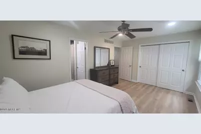 32 Redwood Drive, Eatontown, NJ 07724 - Photo 13