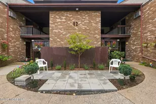 82 Amberly Dr, Manalapan Township, NJ 07726 - Photo 1