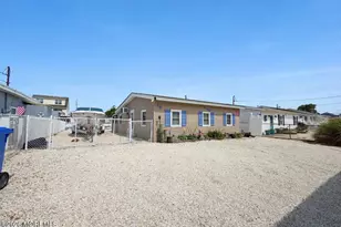 15 Beverly Ln, Manahawkin, NJ 08050 - Photo 1